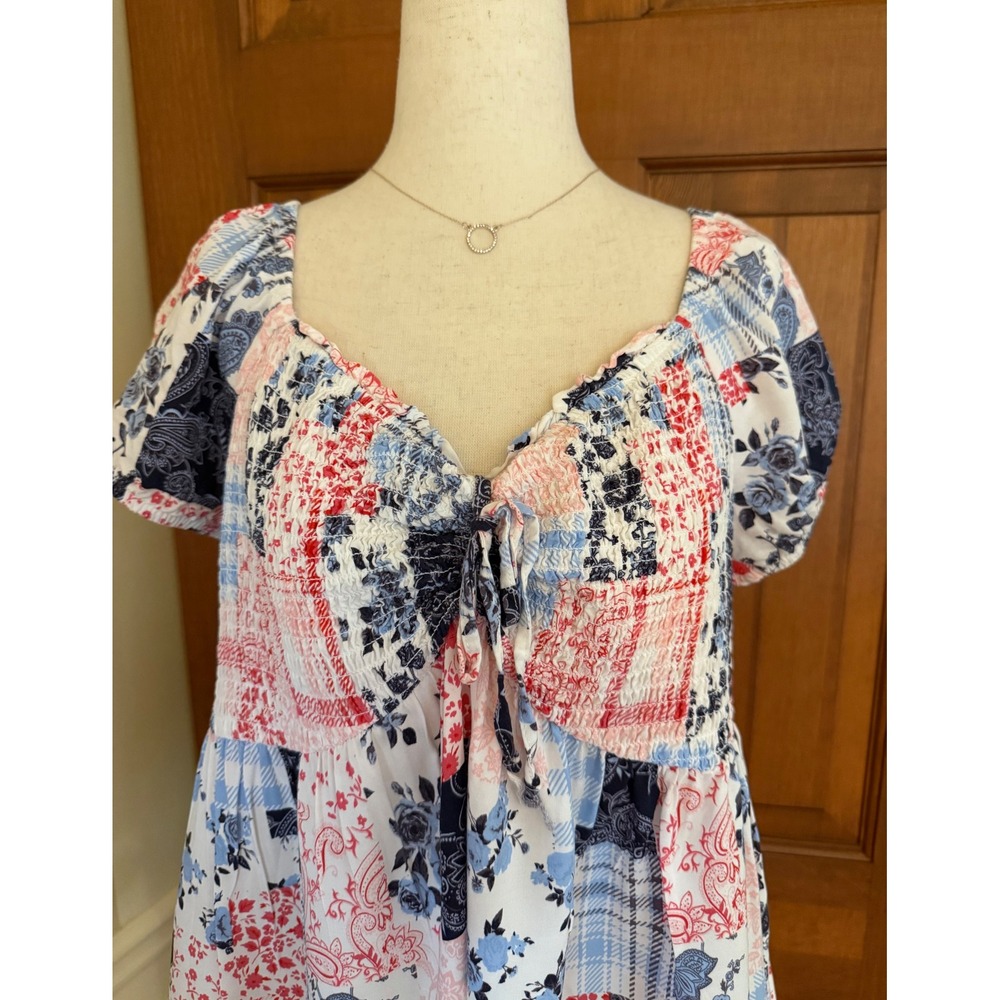 No Boundaries Patchwork Top Womens XXL (19) Short Sleeve Relaxed Fit V-Neck‎ USA